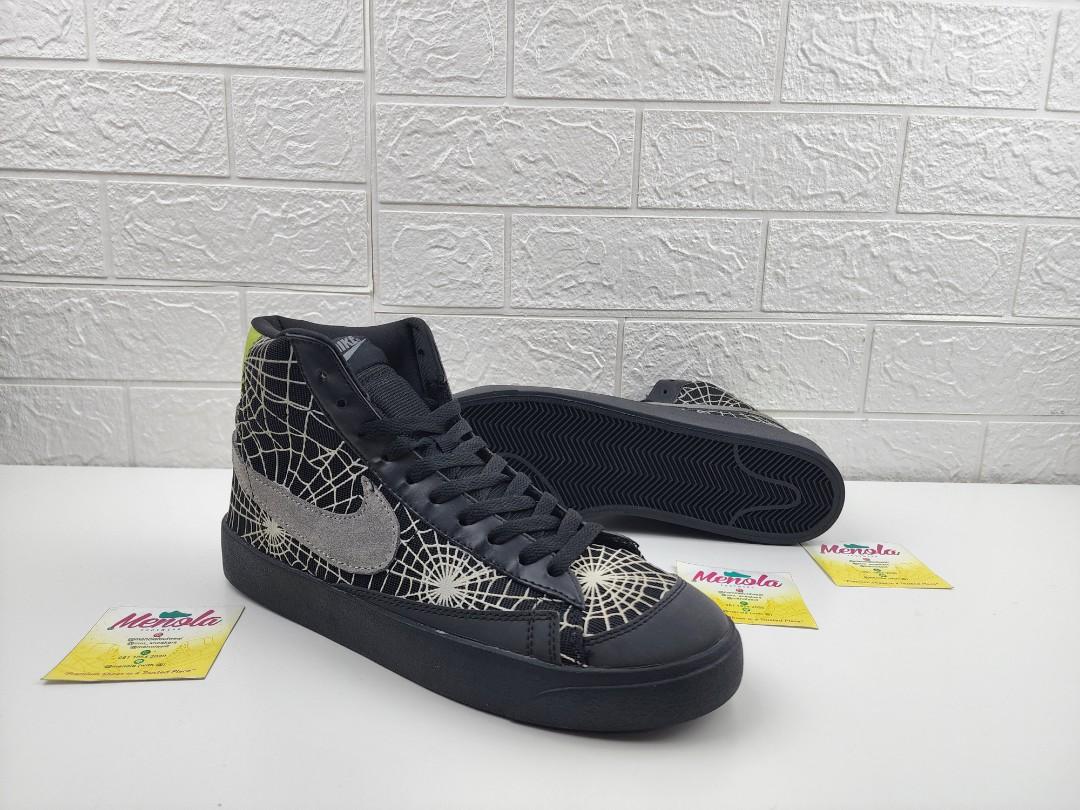 halloween blazer mid