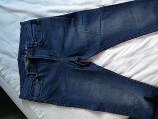(Category: ) located in . Submitted by Mr.CheapRollingStore (Listing ID 1156832277, Image 1). Description: .
