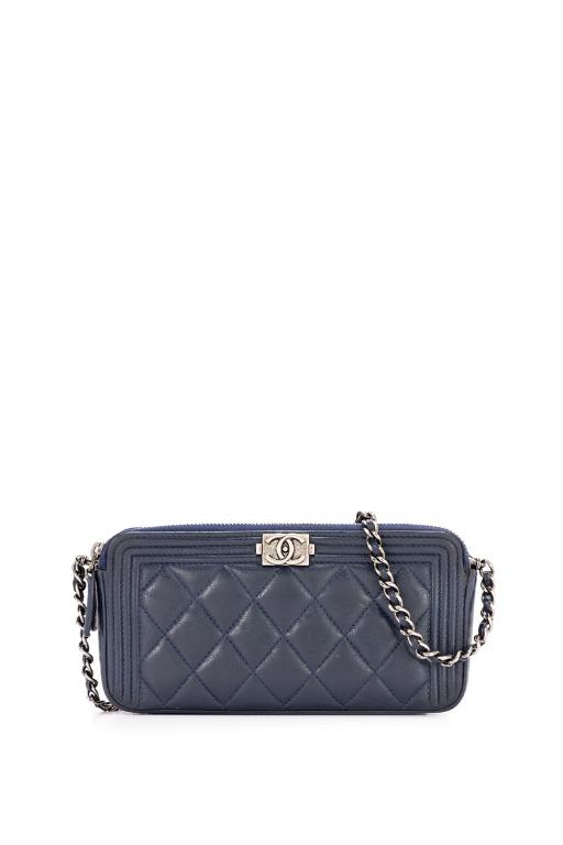 Pre owned Chanel Boy Double Zip Around Wallet on Chain