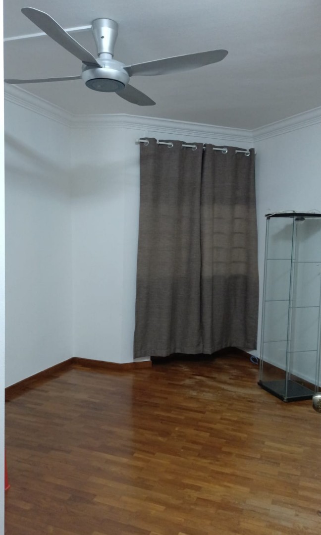 (Category: ) located in . Submitted by realjunhao (Listing ID 1156869895, Image 1). Description: .