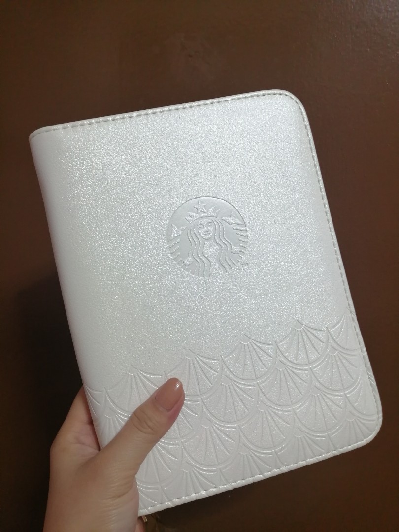 Starbucks 2022 Organizer without the planner, Hobbies & Toys