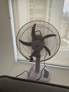 (Category: ) located in . Submitted by C00LMOOL (Listing ID 1156735500, Image 1). Description: .
