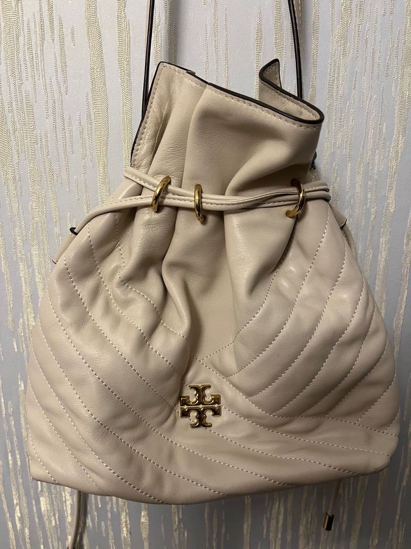tory burch kira chevron mini bucket bag