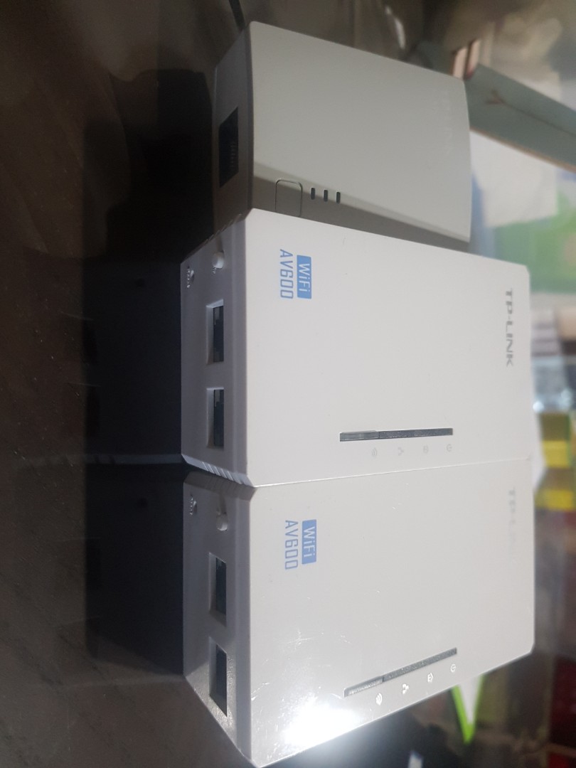 TP link Av600 wifi extender...no manual...need to reset, Computers