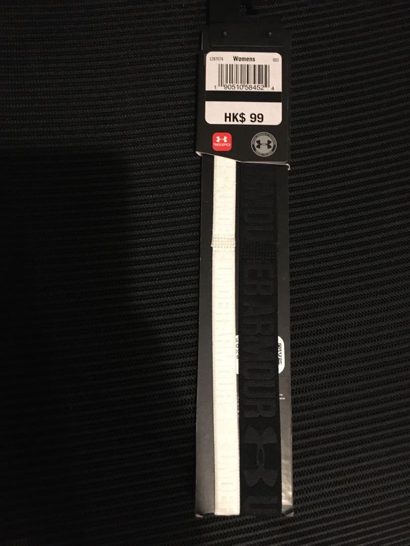 Under Armour headbands （分類：運動服裝）位於 Hong Kong。 由 timonx 提交（商品編號 1156894271，圖片 2）。簡介： $110 for two sets。