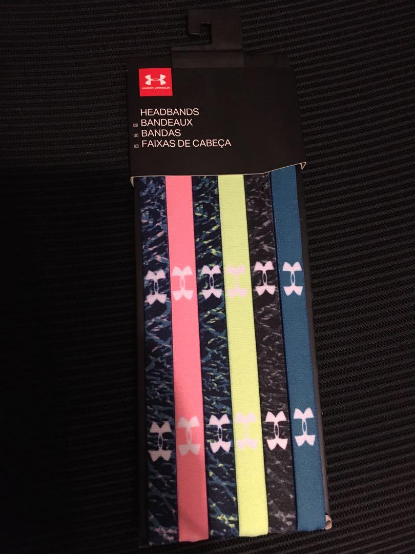 Under Armour headbands （分類：運動服裝）位於 Hong Kong。 由 timonx 提交（商品編號 1156894271，圖片 3）。簡介： $110 for two sets。