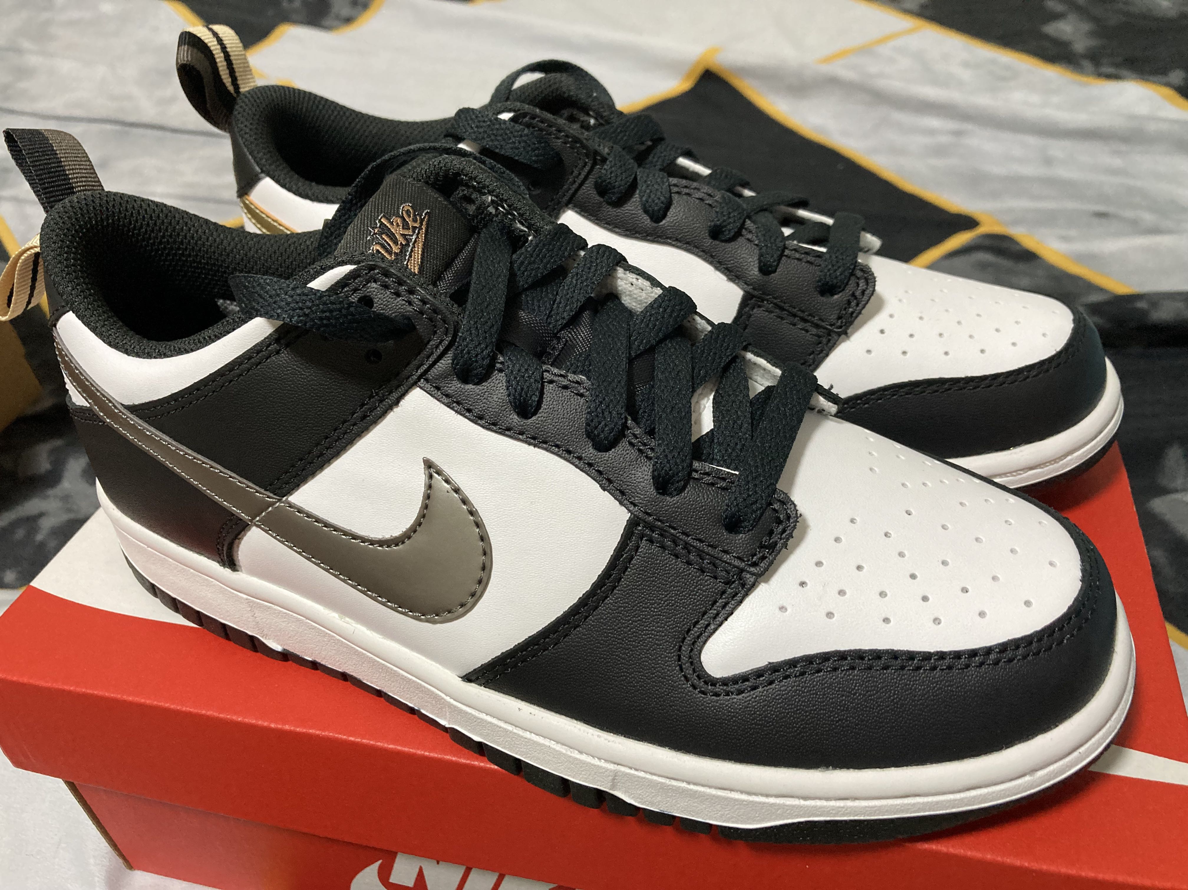 US7Y Nike Dunk Low “Black White Metallic” GS, Luxury, Sneakers u0026 Footwear  on Carousell