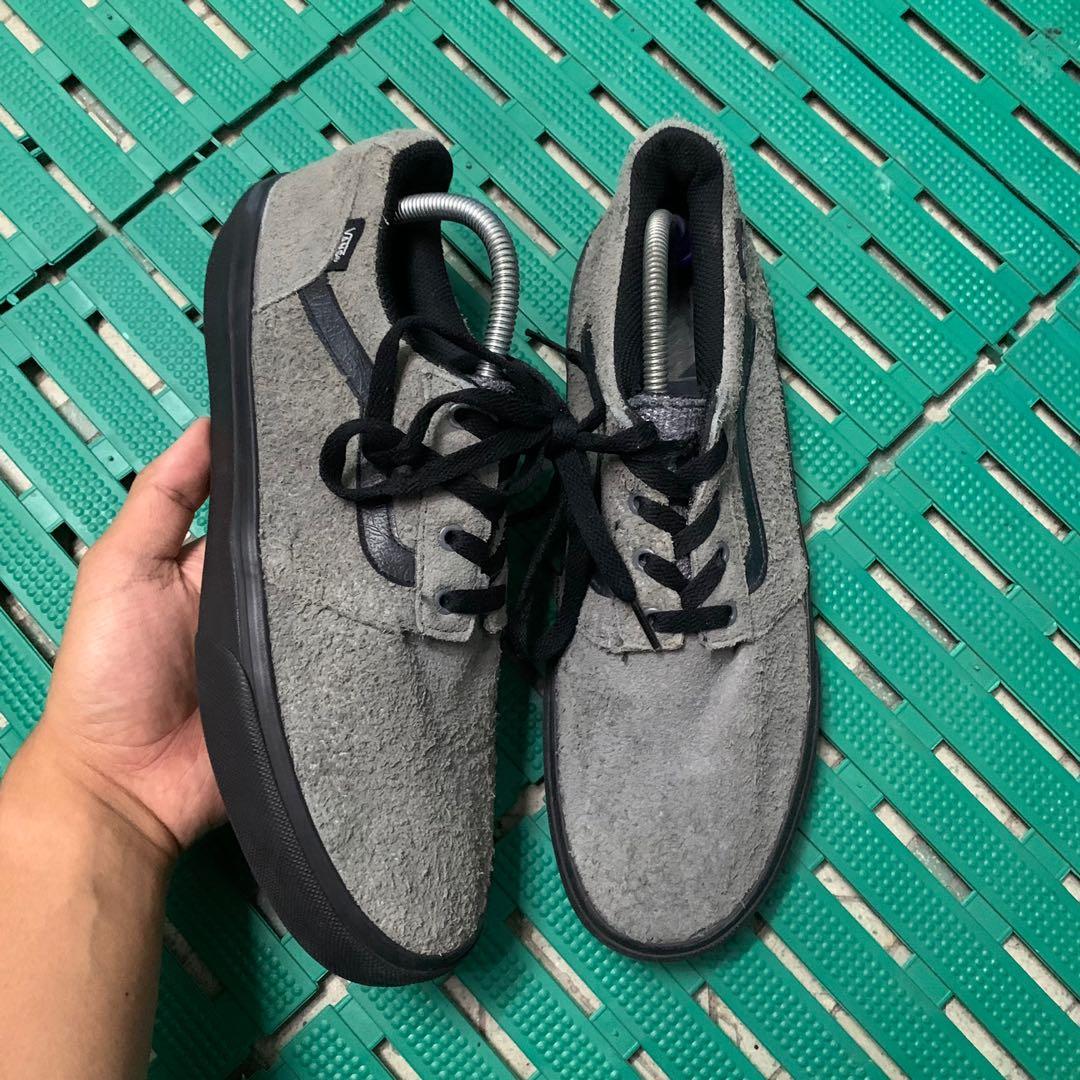 Grey vans mens fashion sale