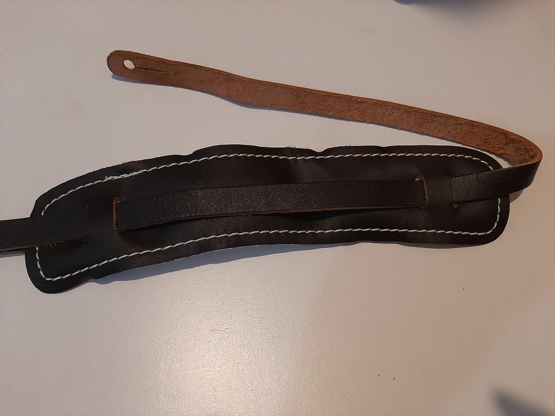 Vintage fender top guitar strap