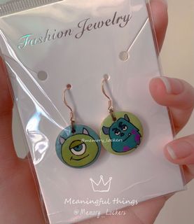 （分類：）位於 。 由 earrings_memory_lockers 提交（商品編號 1156947614，圖片 1）。簡介： 。