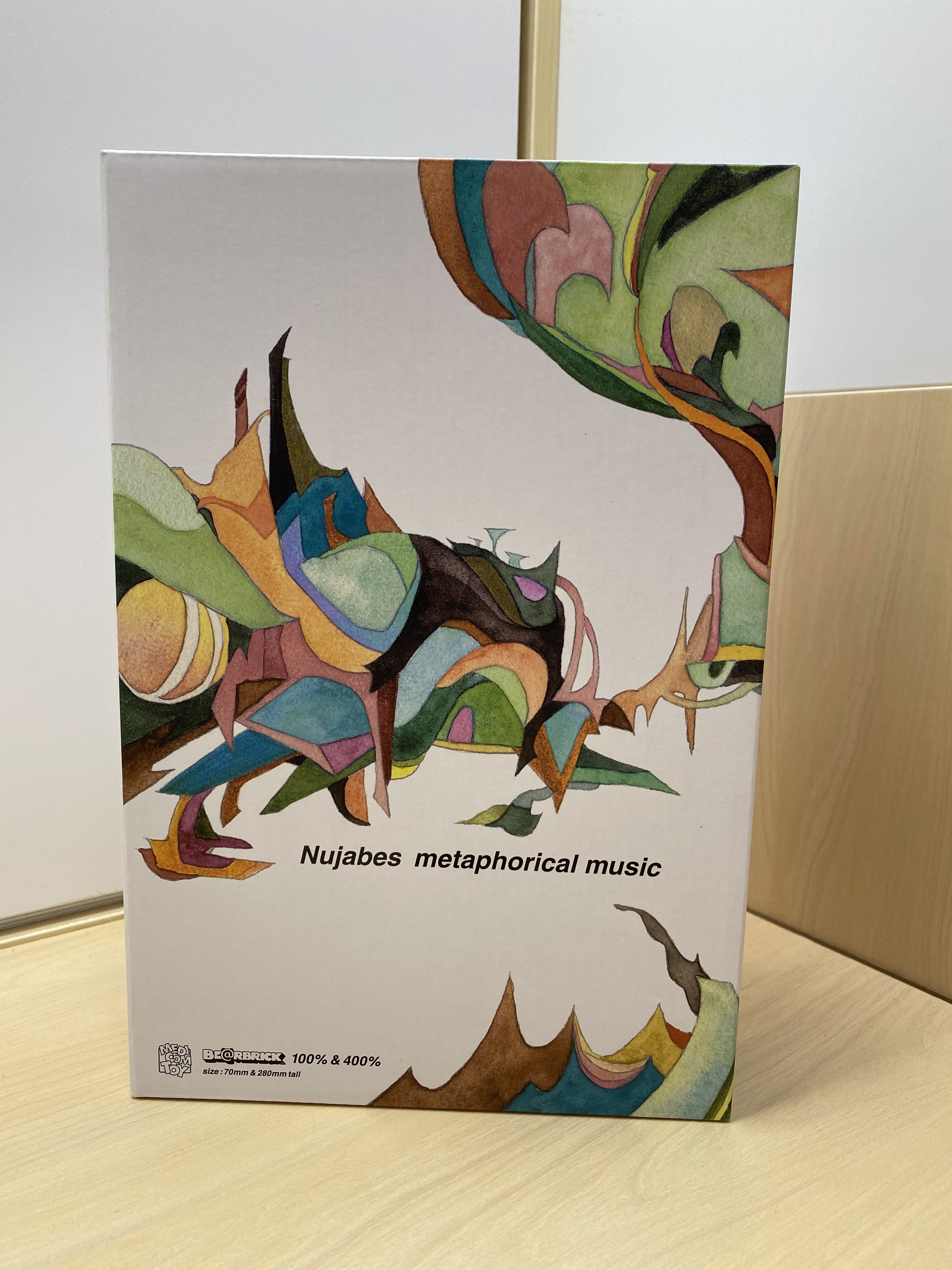 全新Bearbrick NUJABES “METPHORICAL” 100% & 400%, 興趣及遊戲, 玩具