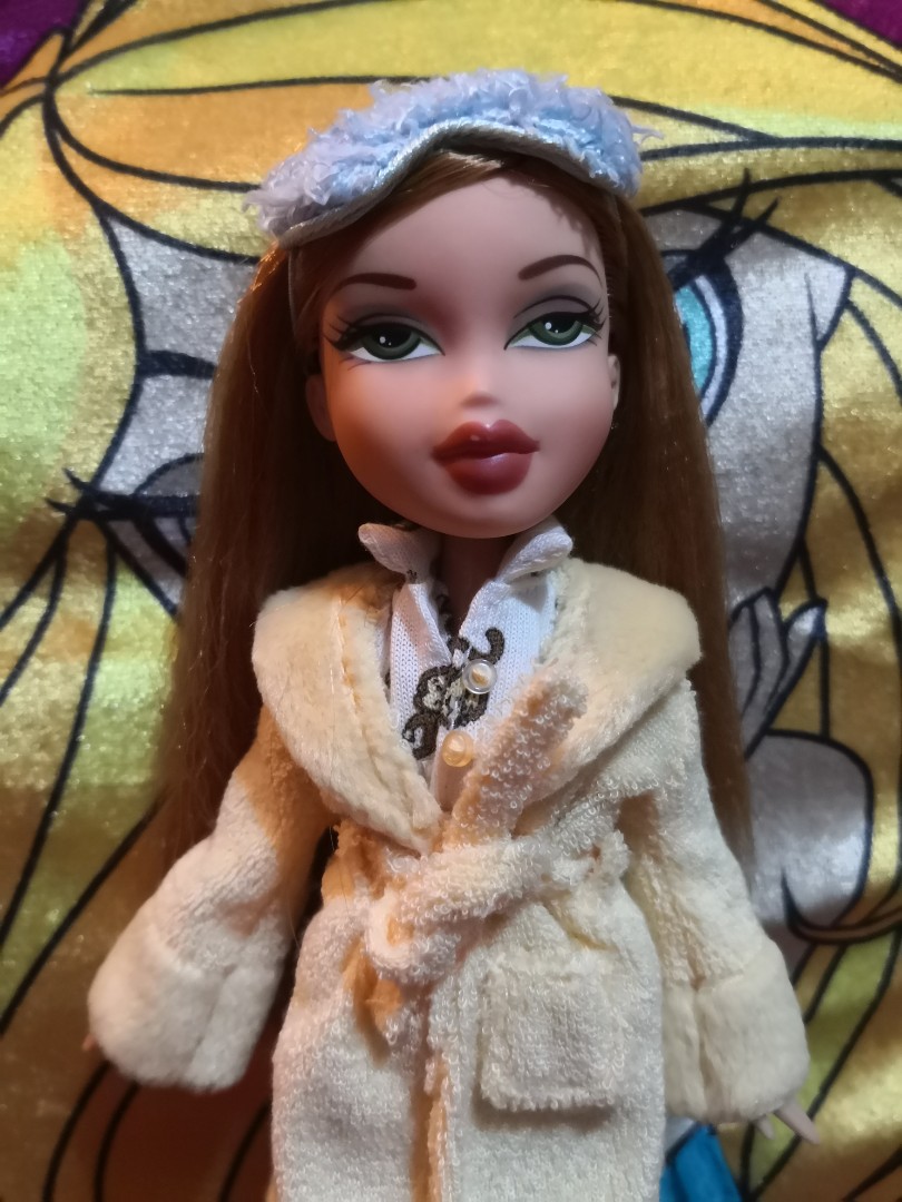 Bratz sleepover meygan hotsell
