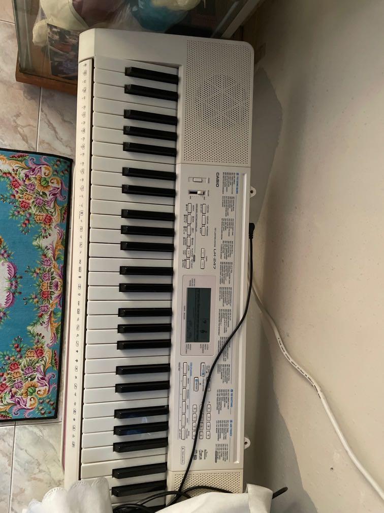 Casio Keyboard (LK-247), Hobbies \u0026 Toys, Music \u0026 Media, Musical Instruments  on Carousell