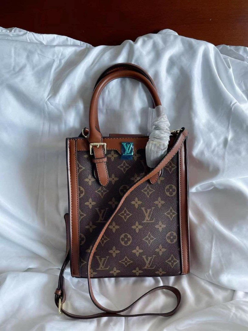 Crossbody L V mono rectangle bag sling bag- Topgrade, Women's Fashion, Bags  & Wallets, Cross-body Bags on Carousell