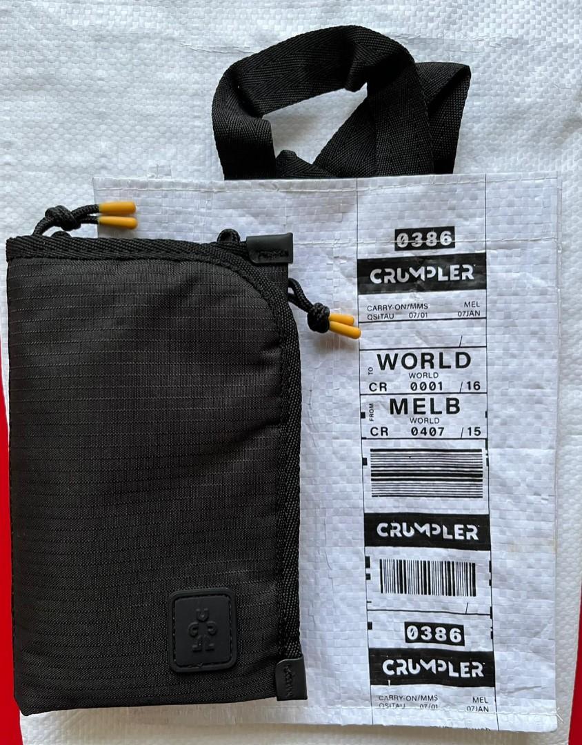 Crumpler hotsell phone pouch