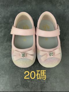 （分類：）位於 。 由 bbellaa 提交（商品編號 1156929935，圖片 1）。簡介： 。