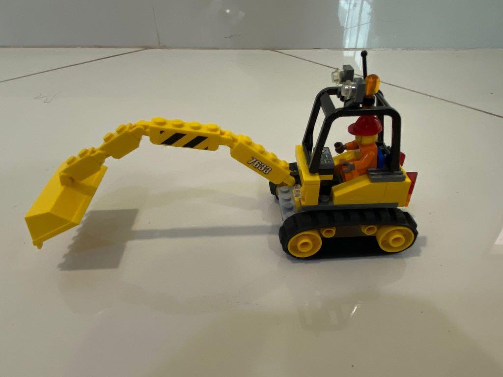 Excavator hotsell lego set