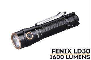 Fenix LD30連原裝電池