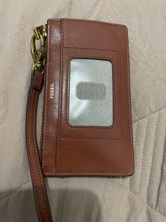 Fossil wallet wrislet