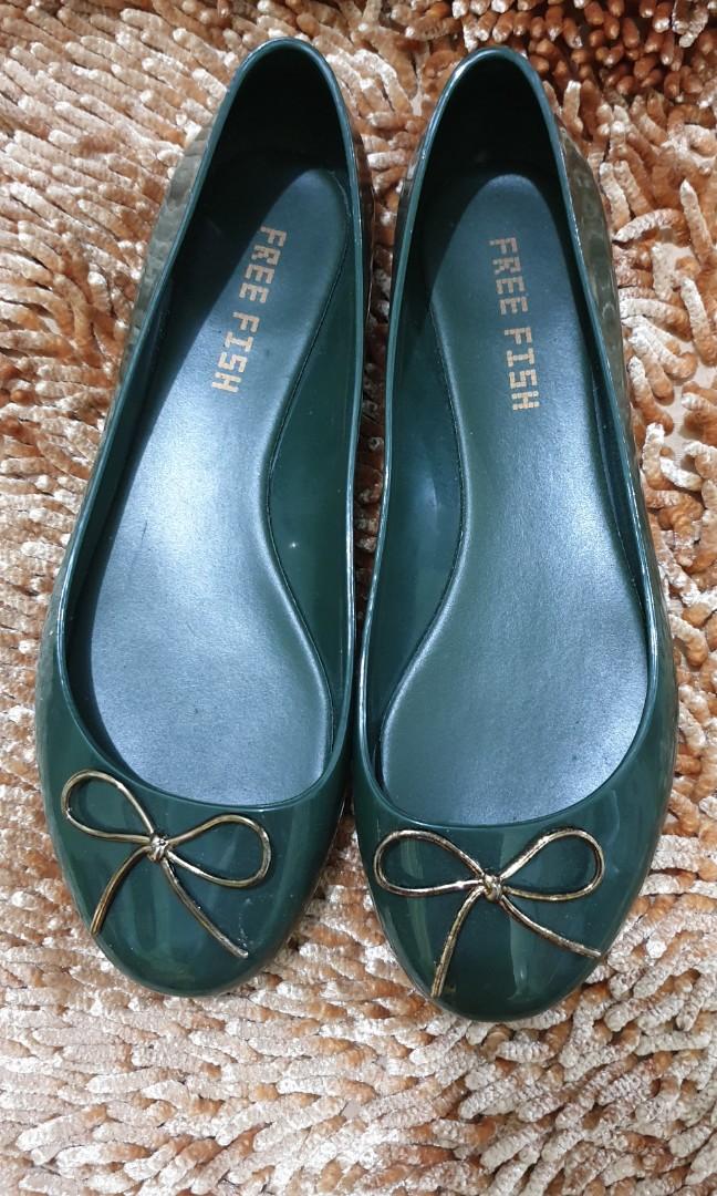 Free fish shoes deals