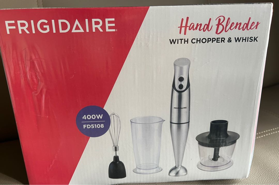 Frigidaire FD5108 Hand Blender with Chopper and Whisk, 220-Volt, Black