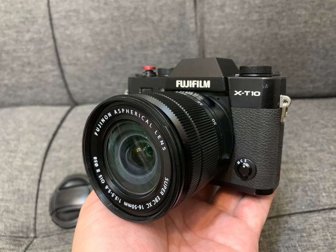 Fujifilm XT10 with 1650mm lens, Photography, Cameras on Carousell
