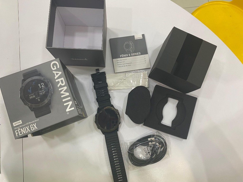 Garmin Fenix 6X sapphire Mobile Phones Gadgets Wearables