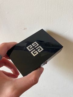 （分類：）位於 。 由 wuuwuwu 提交（商品編號 1156946557，圖片 1）。簡介： 。