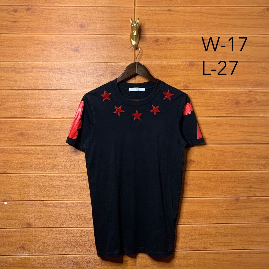 Givenchy black red star t shirt hotsell