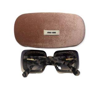 Kacamata Miu Miu Sunglasses auth