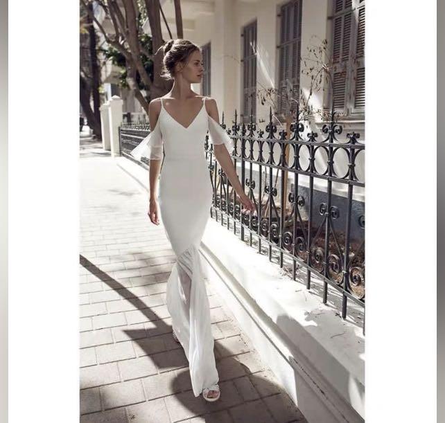 White fitted evening gown online