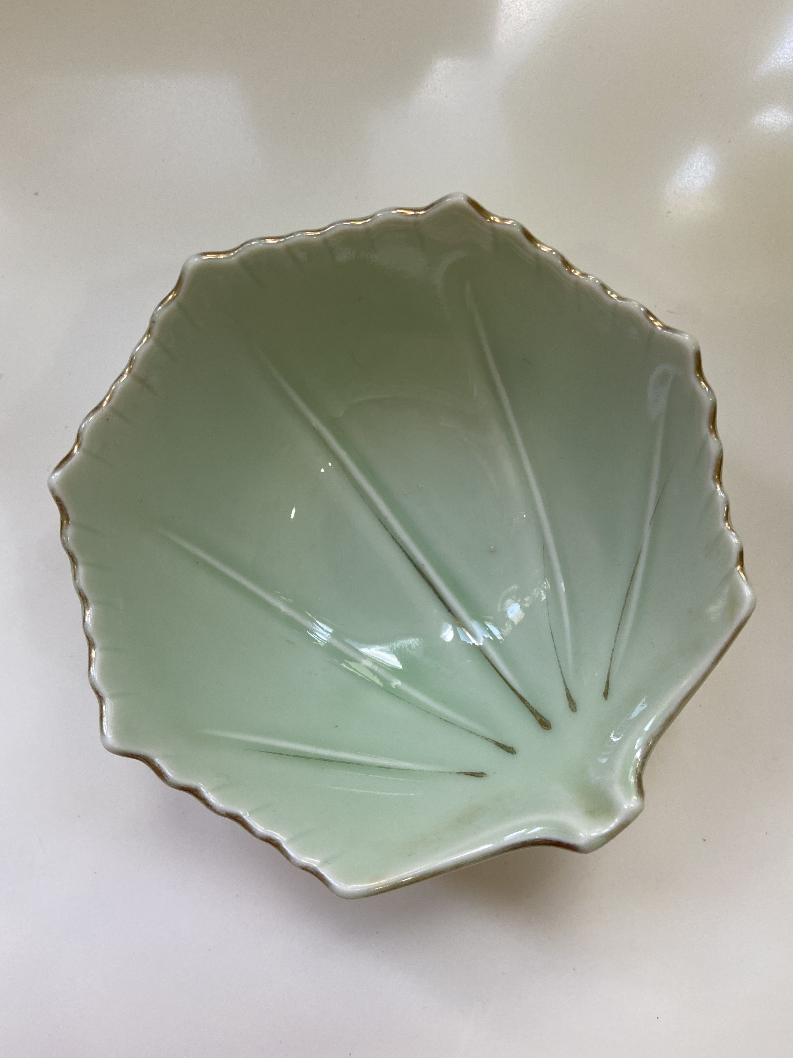 AC Leaf Trinket Dish