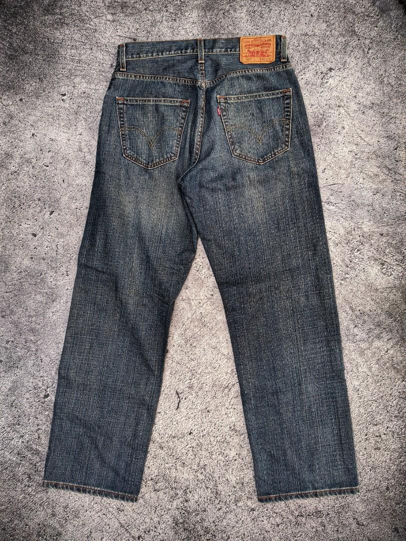 Levis 569 Loose Straight Jeans Denim, Fesyen Pria, Pakaian , Bawahan di  Carousell