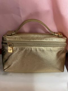 （分類：）位於 。 由 Maimay6677 提交（商品編號 1157095102，圖片 1）。簡介： 。