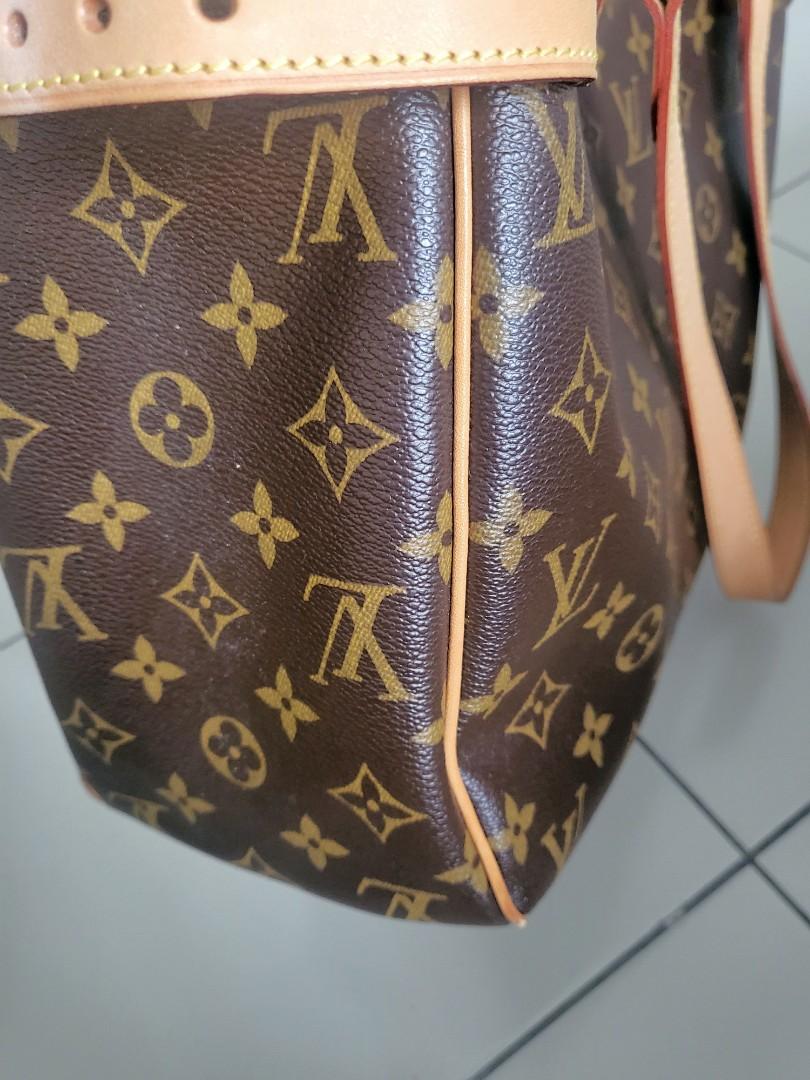 LOUIS VUITTON MOTARD BIKER BAG 227030748 EK, Women's Fashion, Bags &  Wallets, Shoulder Bags on Carousell