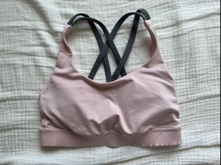 （分類：）位於 。 由 pwmmoww 提交（商品編號 1156933018，圖片 1）。簡介： 。