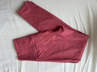 （分類：）位於 。 由 pwmmoww 提交（商品編號 1156933709，圖片 1）。簡介： 。