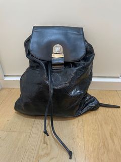 （分類：）位於 。 由 clever_zombie 提交（商品編號 1156954880，圖片 1）。簡介： 。