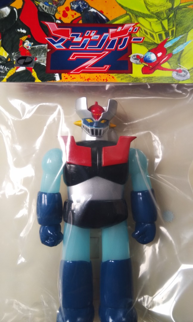 Max toy sofubi mazinger Z 鐵甲萬能俠藍色夜光膠, 興趣及遊戲, 玩具 