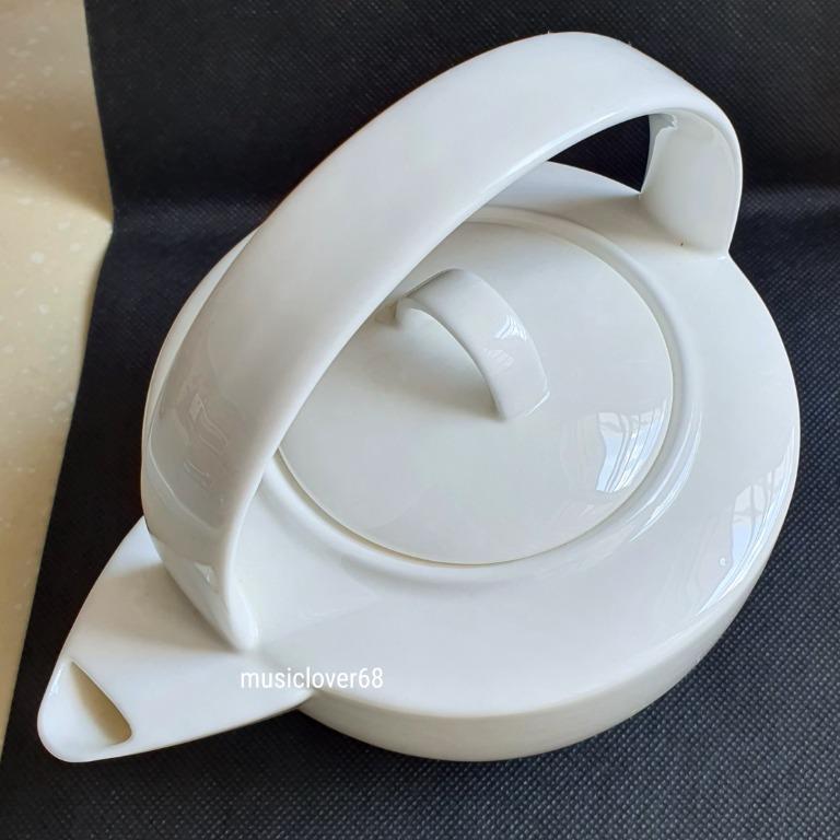 Maxwell & Williams Fine Bone China Tea Pot Cashmere Teapot Kitchen