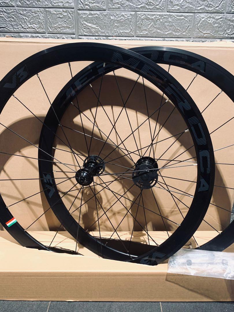 Meroca V3 40MM Wheelset Sports Equipment Bicycles Parts Parts Accessories on Carousell