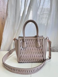 （分類：）位於 。 由 vintagevanity 提交（商品編號 1157042460，圖片 1）。簡介： 。