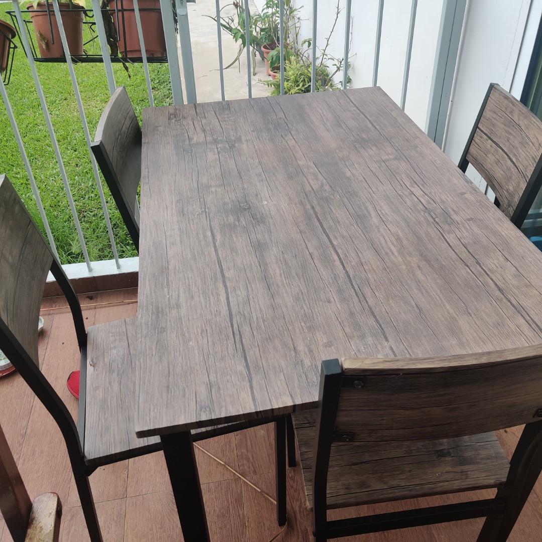 MOVING OUT SALE Hina Indoor Dining Set natural oak under