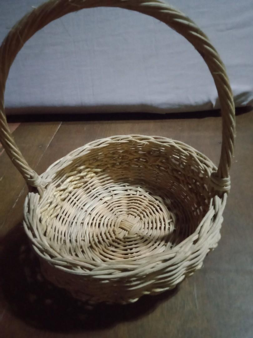 Native fruit basket (Category: Storage Boxes & Baskets) located in Quezon City. Submitted by Dbakerbel_th (Listing ID 1150161503, Image 3). Description: .