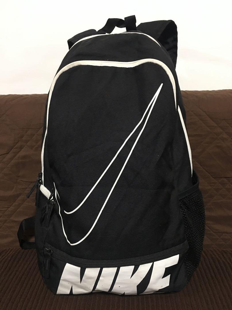 largest nike backpack