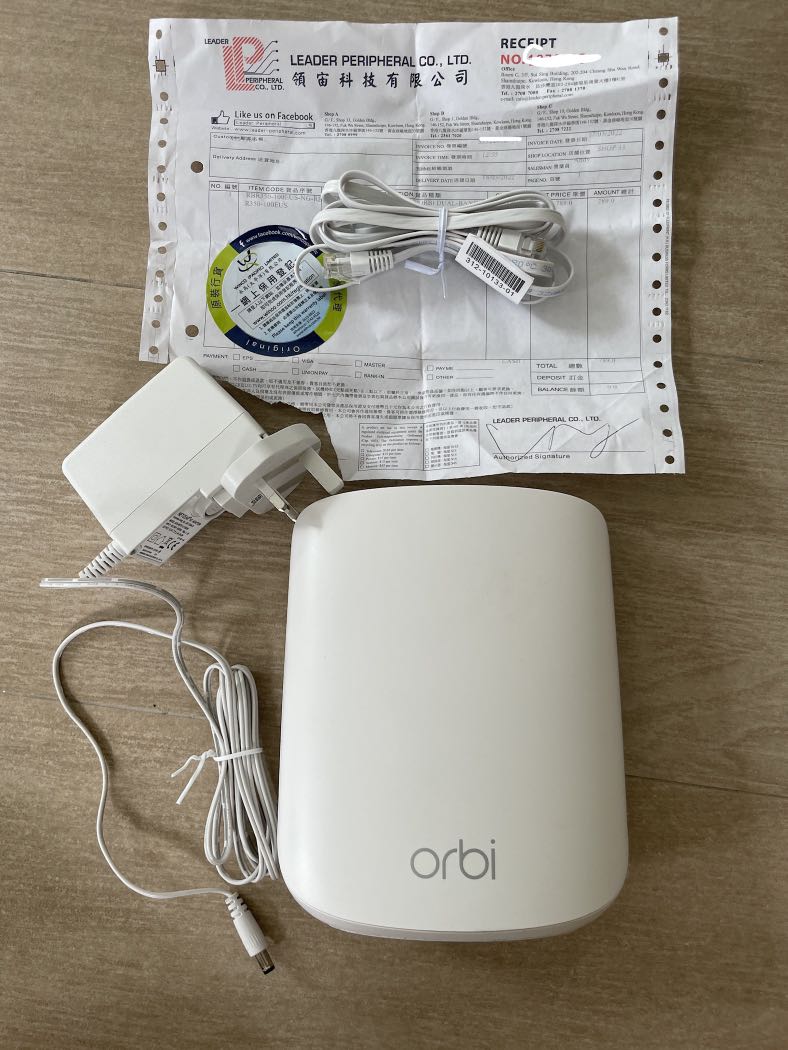 Netgear Orbi router RBR350, 電腦＆科技, 電腦周邊及配件, Wifi及上網相關產品 - Carousell