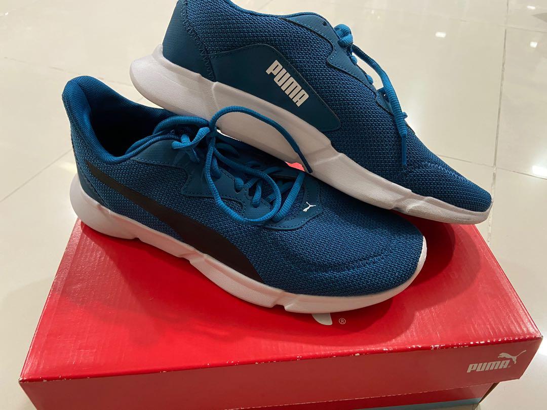 Puma Interflex Runner (Category: Sneakers) located in Kuala Lumpur. Submitted by des6des6 (Listing ID 1157056036, Image 1). Description: 100% Original Puma Shoe Suitable for running & sports activities. Very nice looking shoe can even wear for shopping. Reason to sell because bought wrong size .
