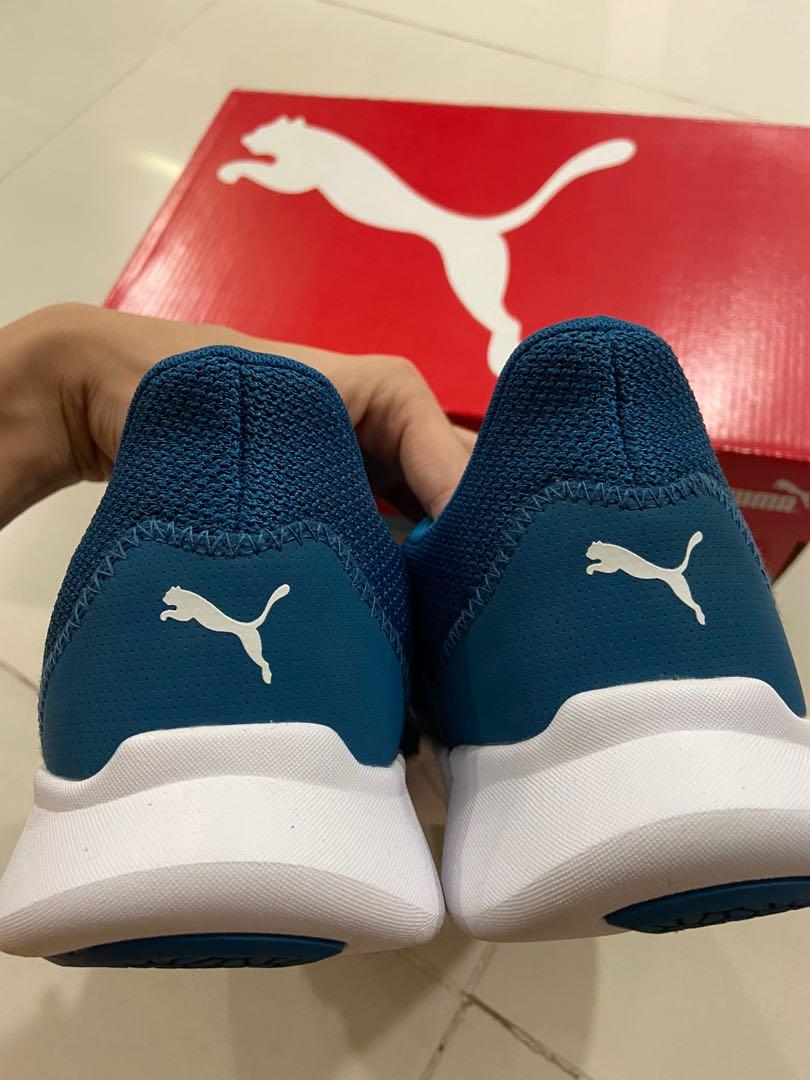 Puma Interflex Runner (Category: Sneakers) located in Kuala Lumpur. Submitted by des6des6 (Listing ID 1157056036, Image 3). Description: 100% Original Puma Shoe Suitable for running & sports activities. Very nice looking shoe can even wear for shopping. Reason to sell because bought wrong size .