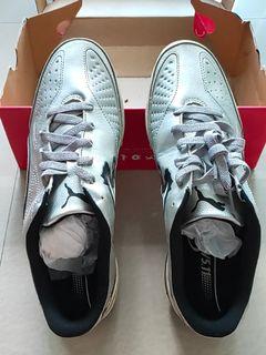 Puma silver sports shoes