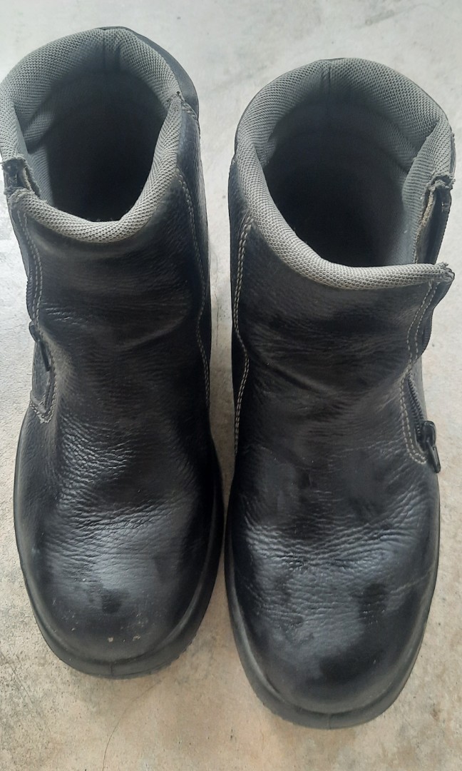 Safety fit steel toe boot, Men's Fashion, Footwear, Boots on Carousell